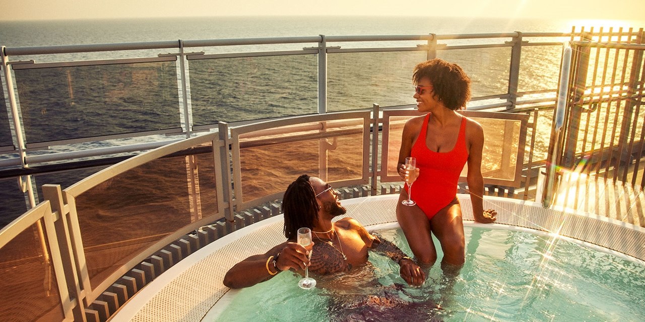 Splash in the pool between ports