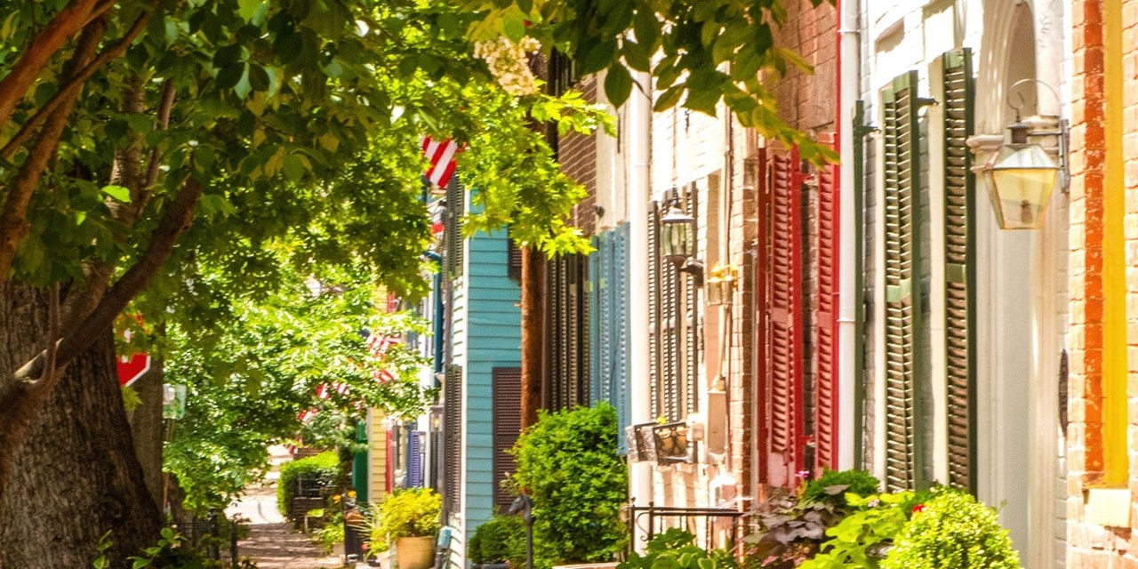 Marvel at 18th-century townhouses as you explore the Old Town neighborhood