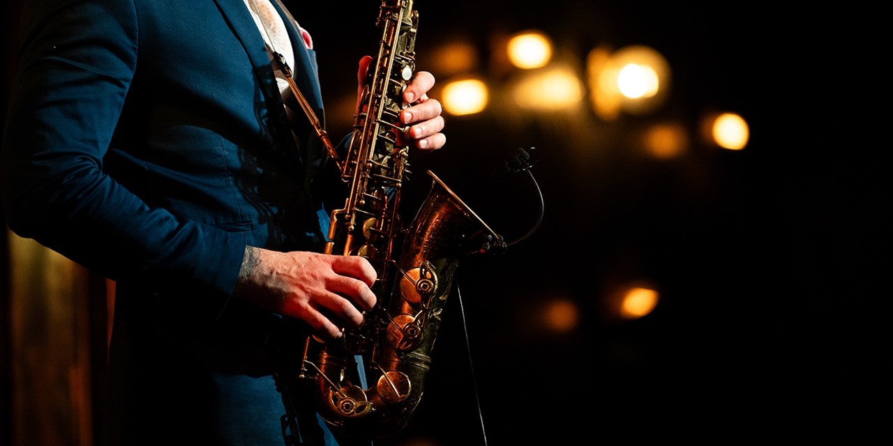 Enjoy jazzy saxophone solos