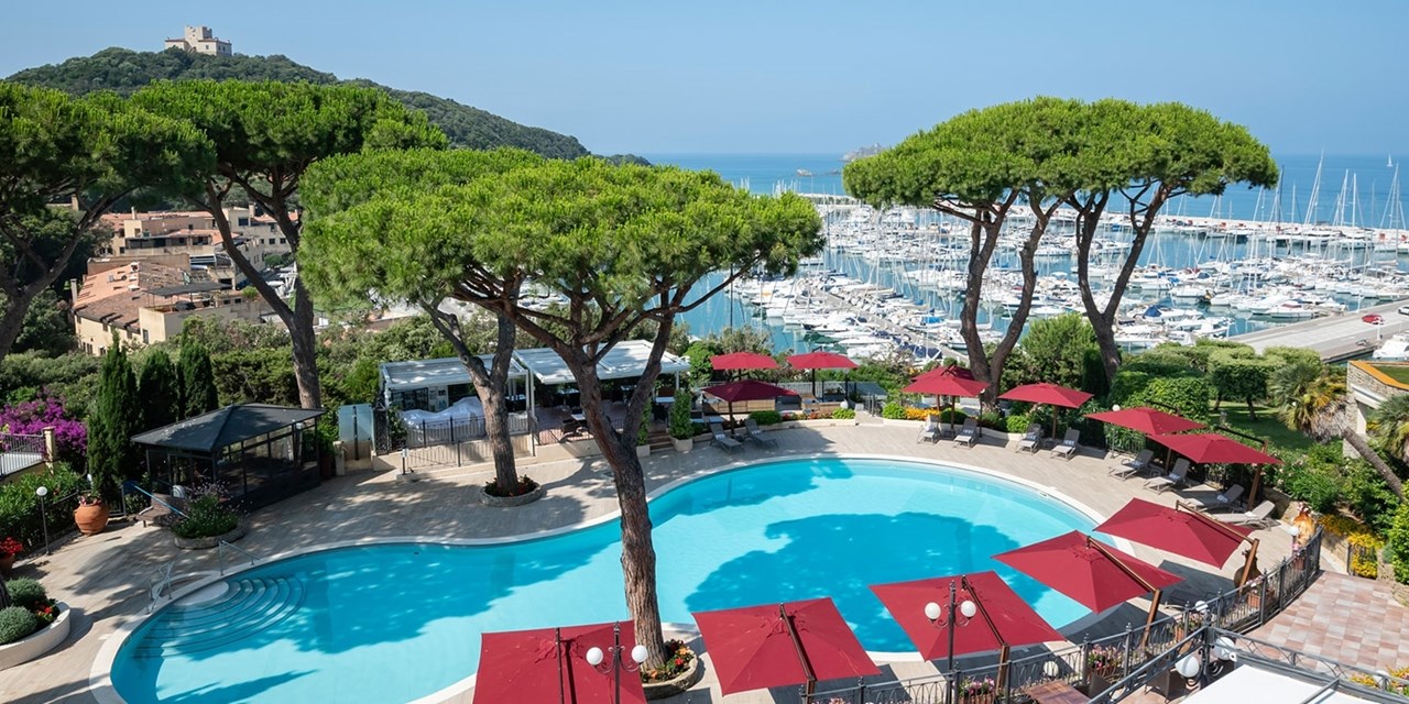 Poolbereich von oben | Travelzoo
