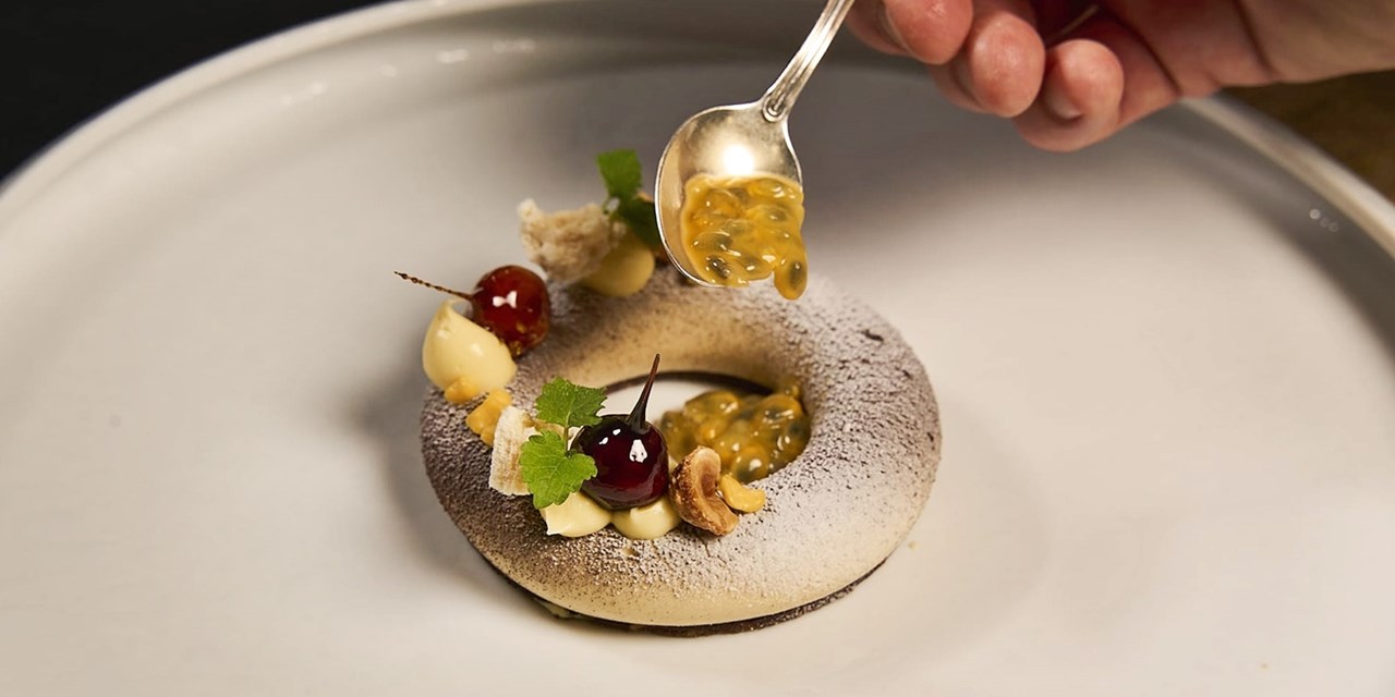Discover the flavors of contemporary Tuscan cuisine with this gastronomic offer