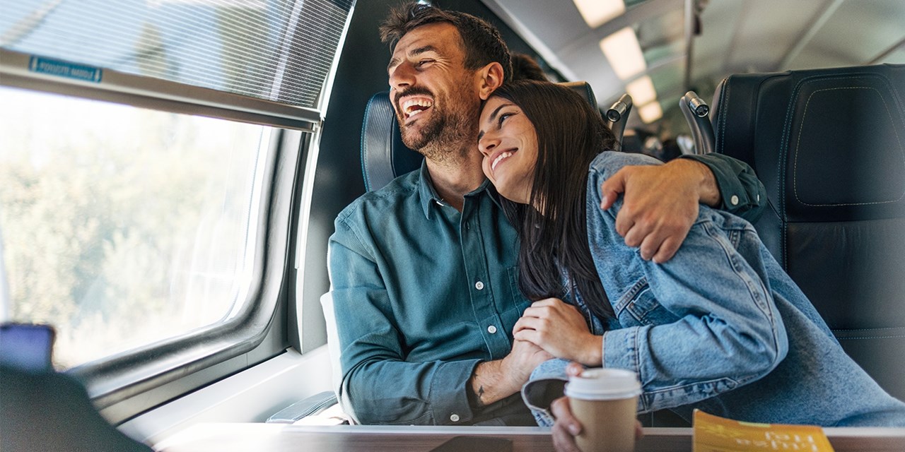La comodidad de viajar en tren es un placer