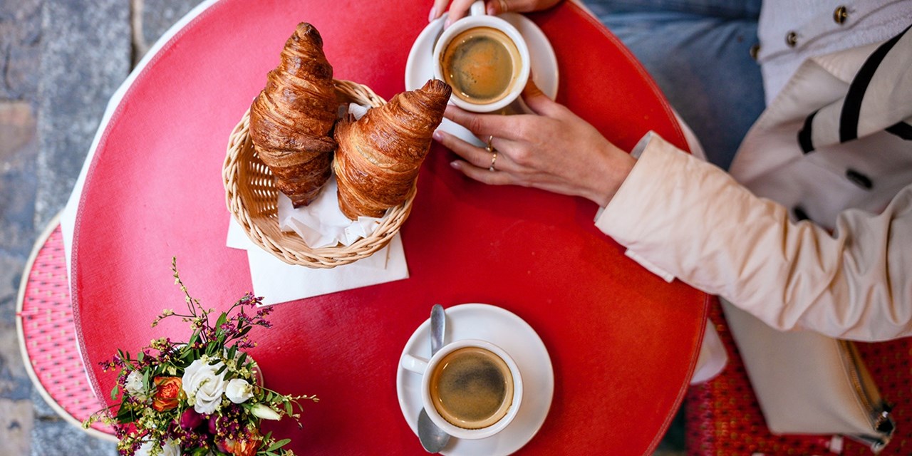 Entlang der Rue du Faubourg Saint-Antoine reihen sich Bäckereien, Bars und Boutiquen aneinander. | Travelzoo