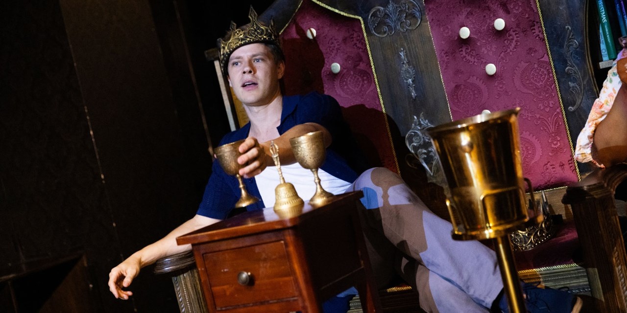 "Drunk Romeo & Juliet" by Drunk Shakespeare