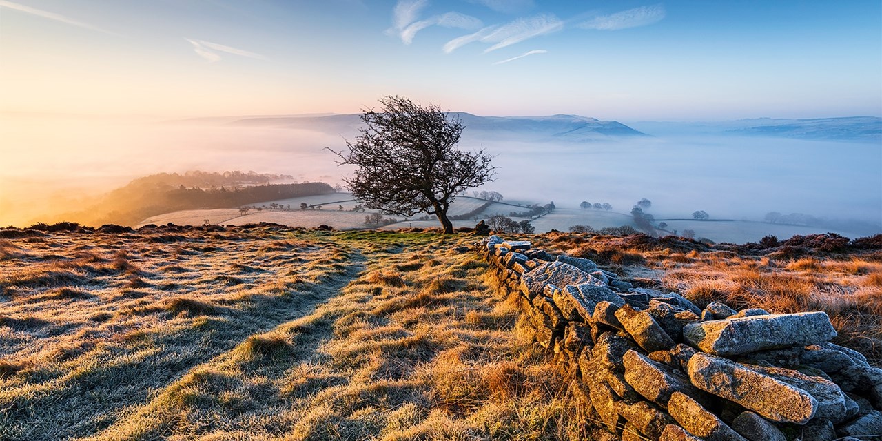 The Devonshire Arms in Middle Handley is a short drive from the Peak District countryside