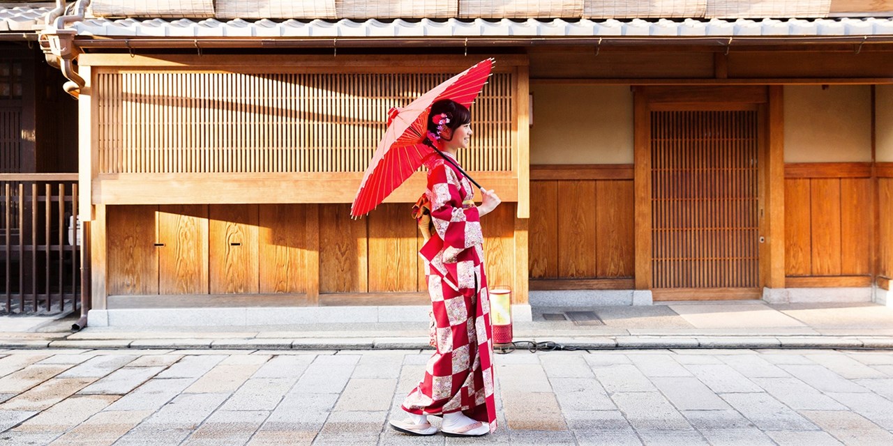 Immerse yourself in Japanese culture