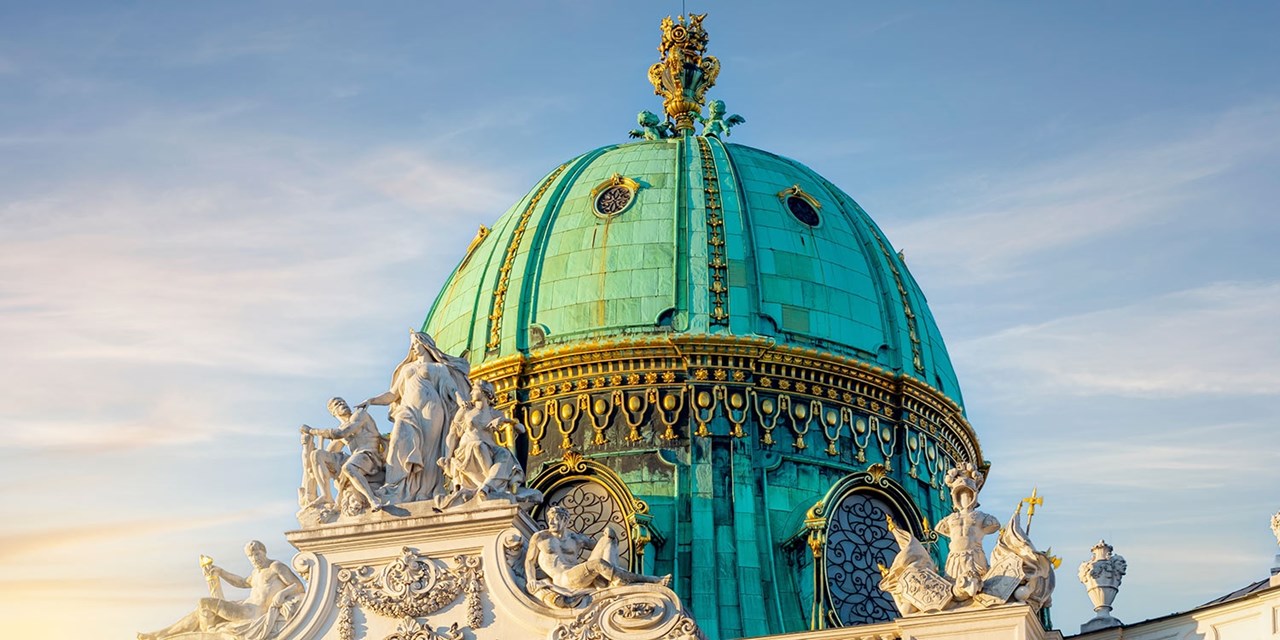 Die Michaelerkuppel der Wiener Hofburg | Travelzoo