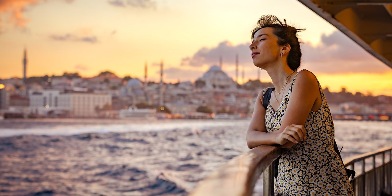 Take a cruise along the Bosphorus (included in the price)
