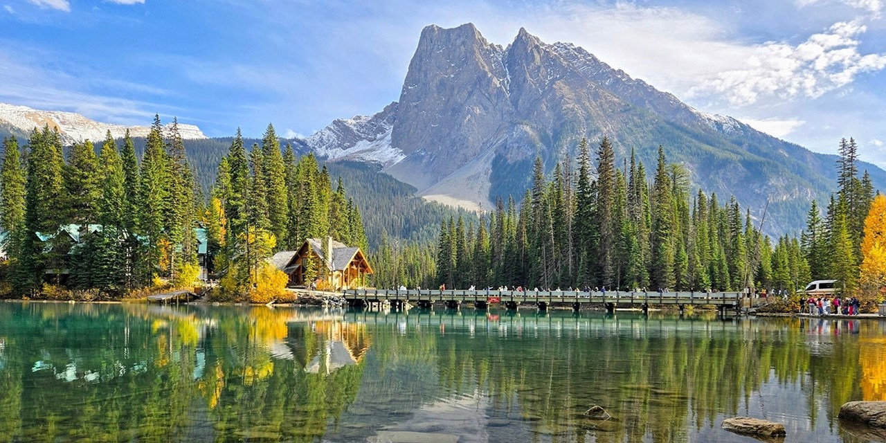 Canadian Rockies: tour 4 UNESCO World Heritage Sites