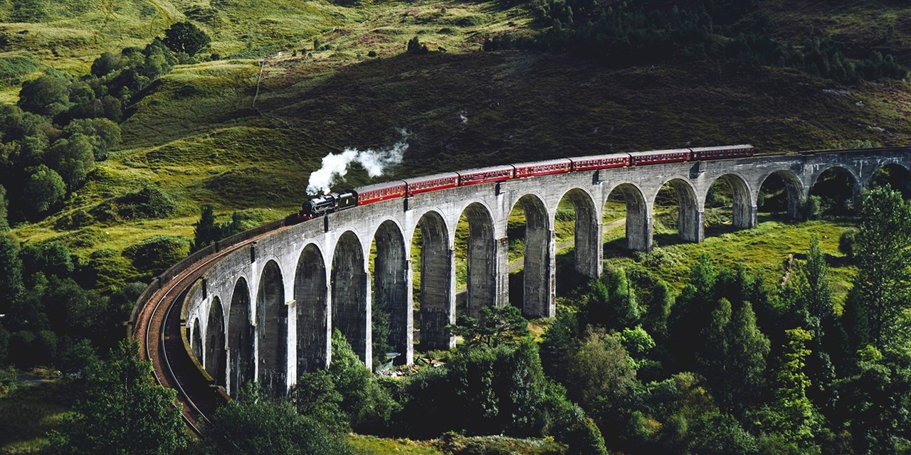 Schottlands schönste Bahn- & Whiskytour