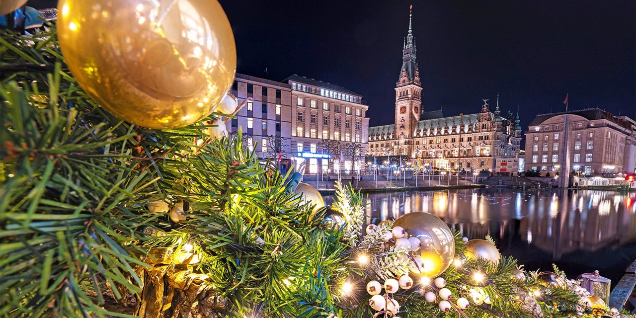 See Hamburg at Christmastime
