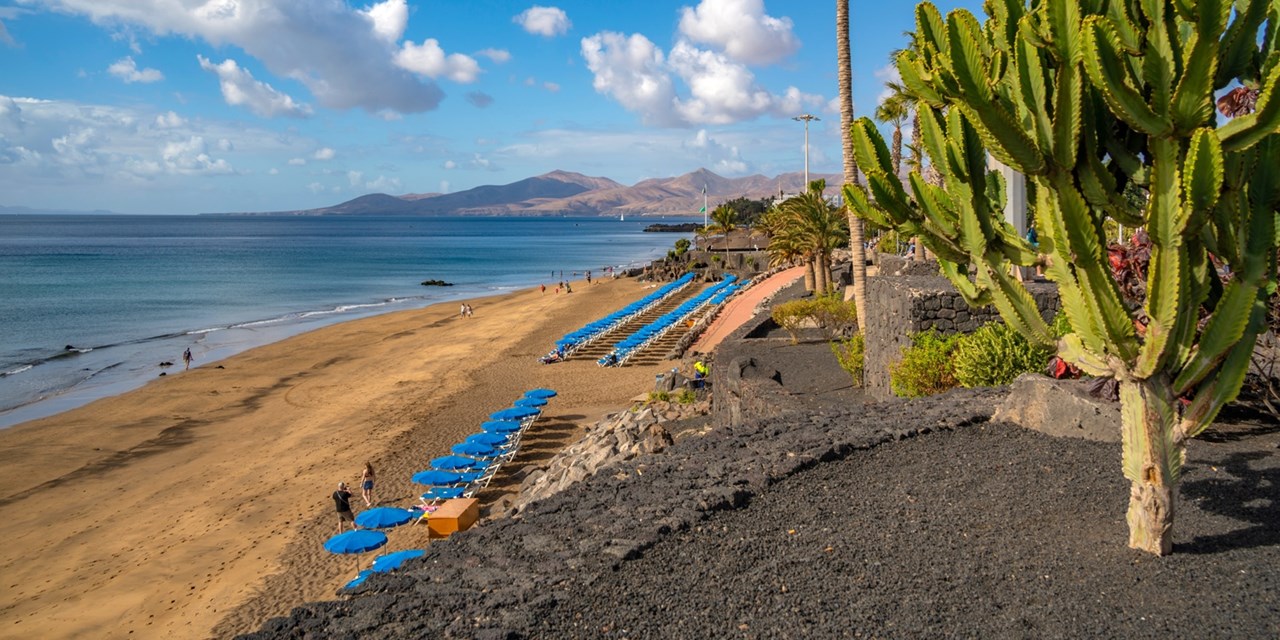 Lanzarote: 4 días con media pensión y vuelos