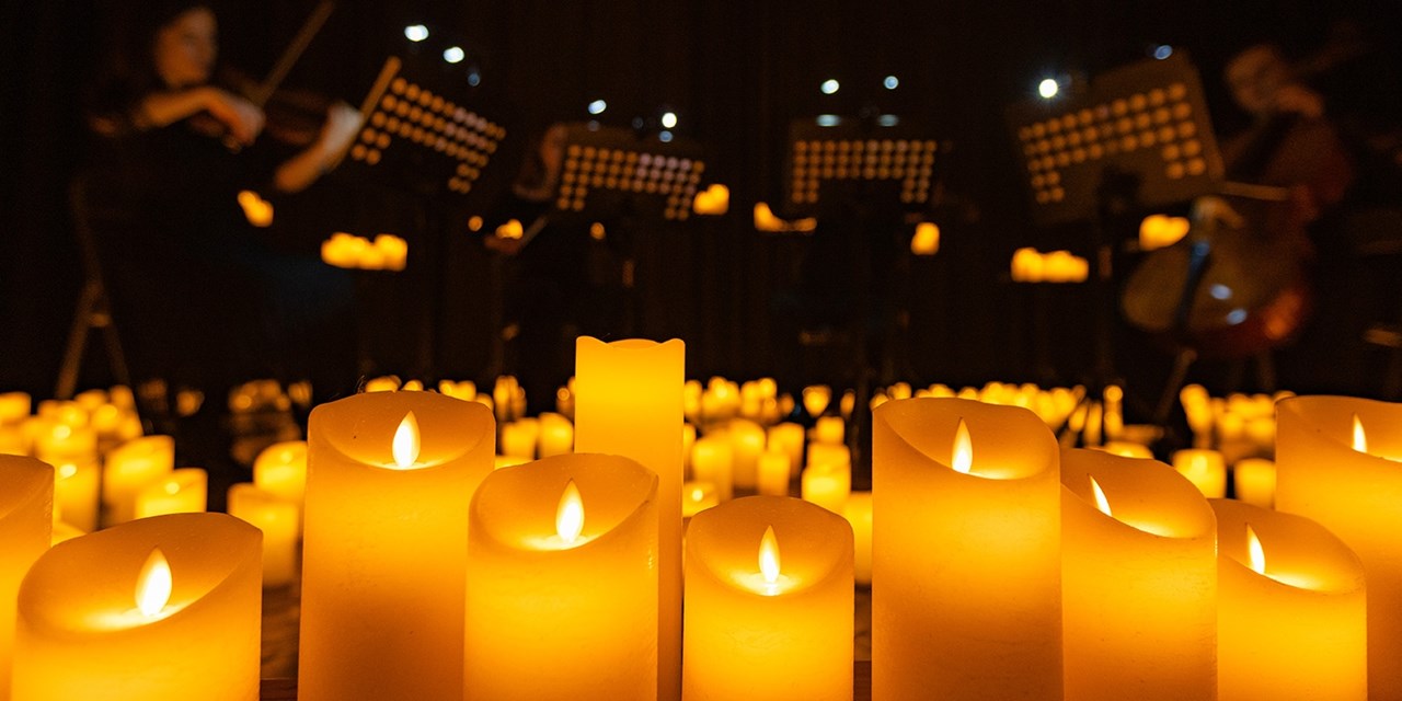 ¿Sabías que Candlelight convierte espacios habituales en escenarios iluminados por cientos de velas?