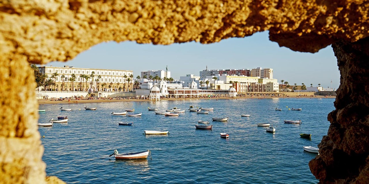 La famosa playa gaditana de La Caleta ha servido como escenario de numerosas películas