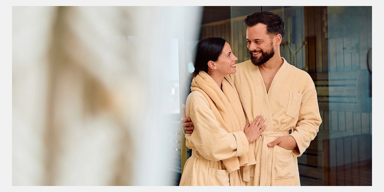 Entspannen Sie im Wellnessbereich des Hotels mit Sauna, Jacuzzi & Innenpool | Travelzoo