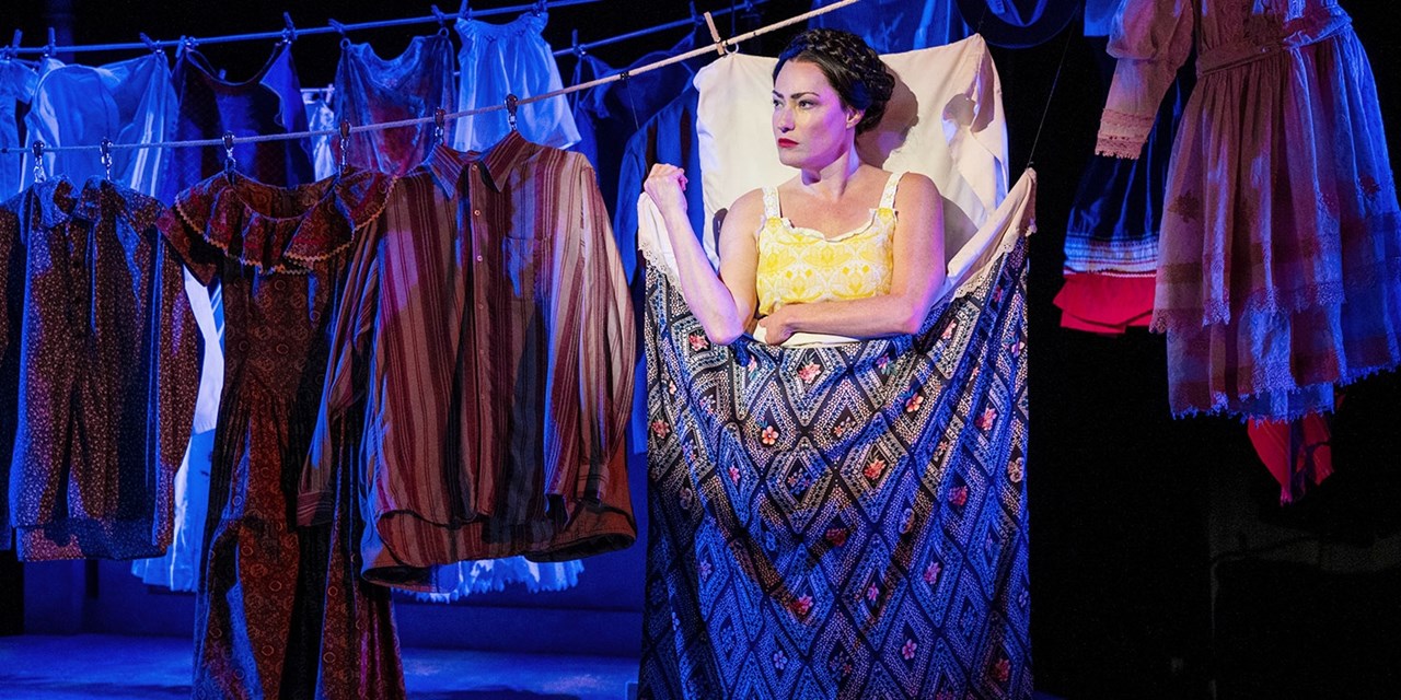 Award-winning artist Vanessa Severo stars as Frida Kahlo