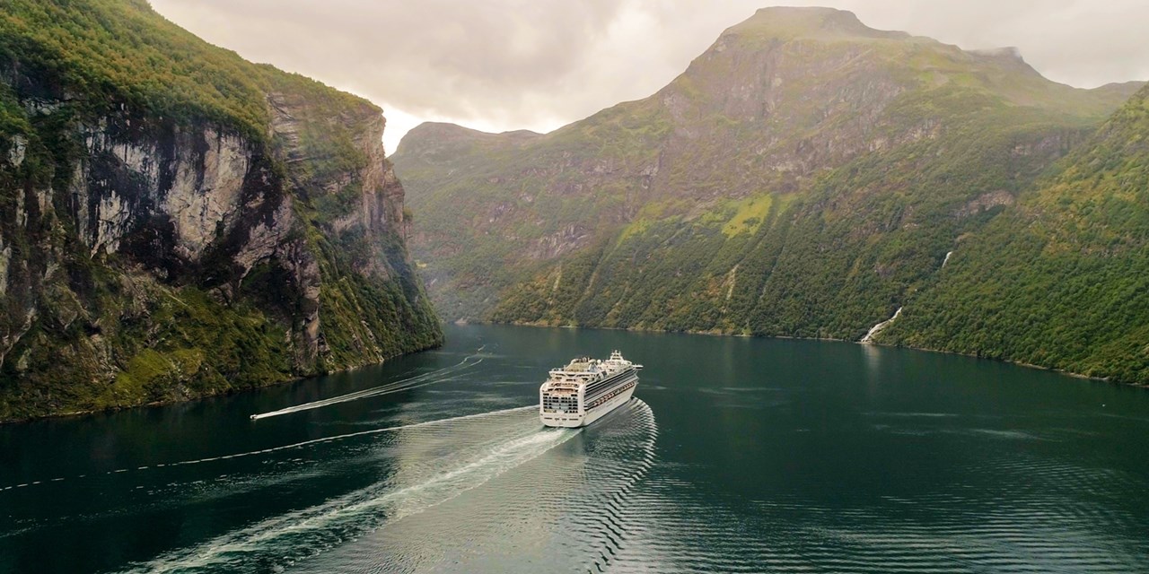 Monthlong Sydney to Singapore fly-cruise-stay