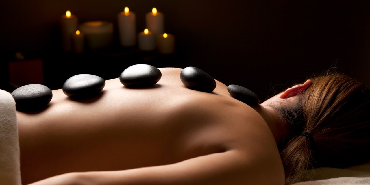 Choose a Relaxation Swedish Massage with hot stones