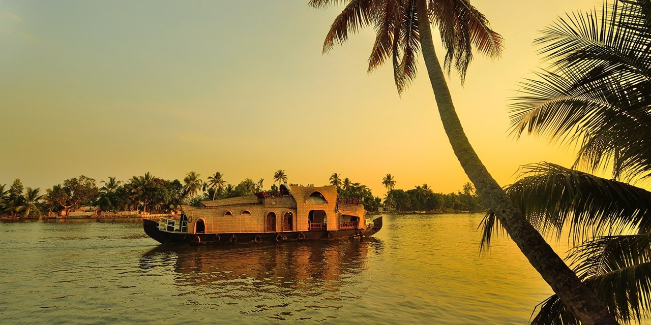 Keralan Houseboat