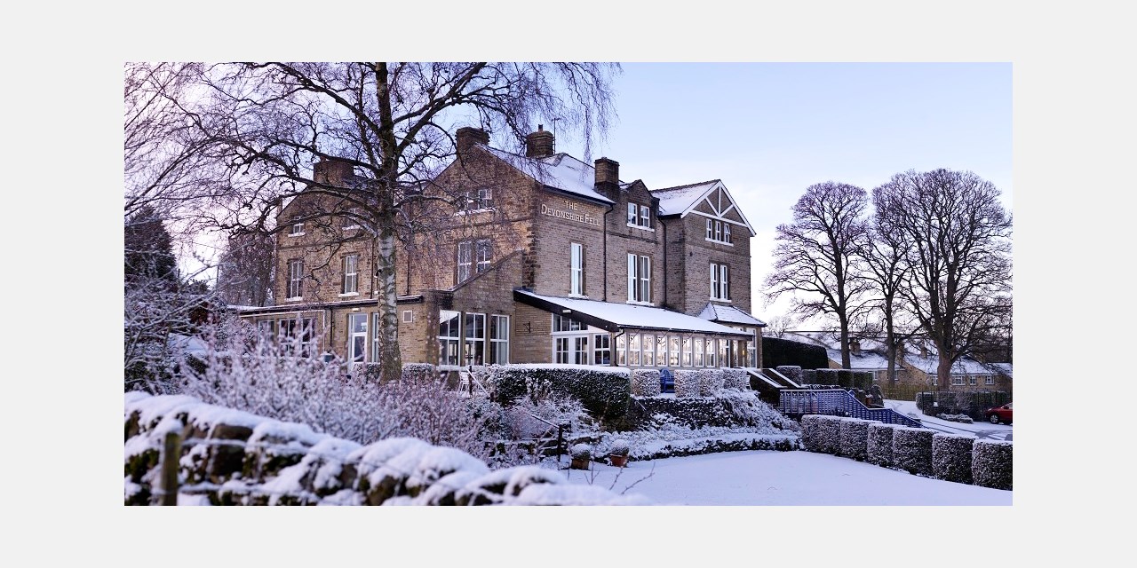The Devonshire Fell is a former gentlemen's club in 'one of the finest locations in the country' (The AA)