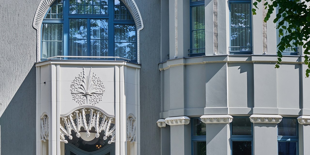 Historisches Jugendstilgebäude nahe dem Ku'damm: Roomers Berlin Steinplatz | Travelzoo