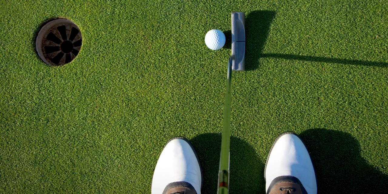 Save all season long with a Canada Golf Card