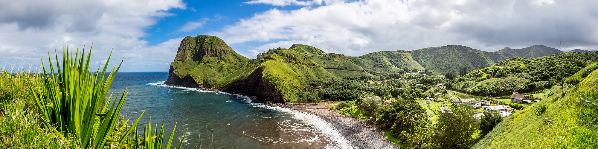 $1489 & up -- Fiji & New Zealand island escape w/flights
