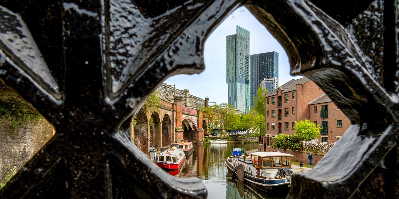 Explore Manchester from YOTEL Manchester Deansgate