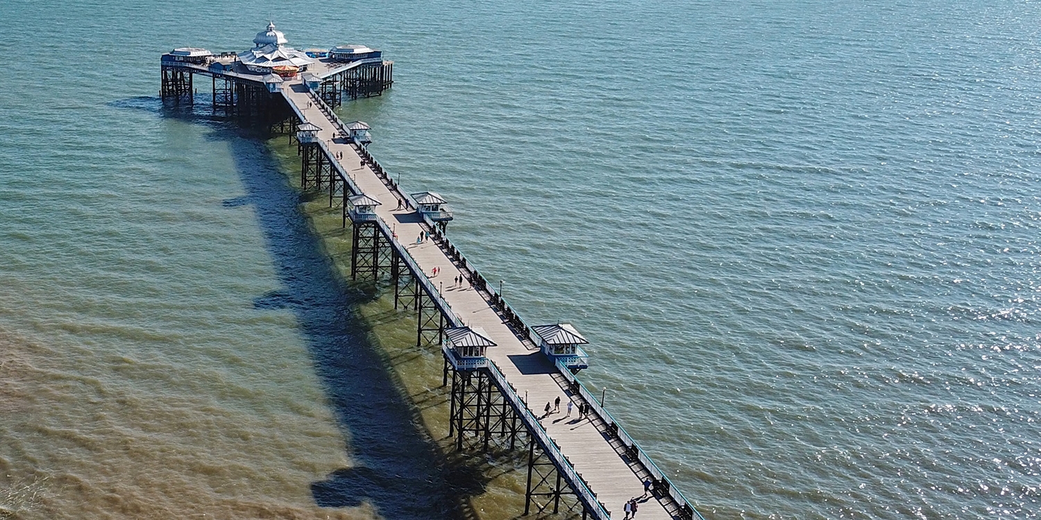 Llandudno Pier, the longest in Wales, is 15 minutes' walk from the Llandudno Bay Hotel