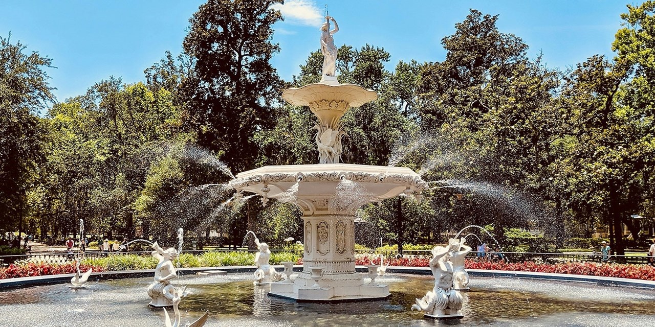 Visit Savannah's Forsyth Park