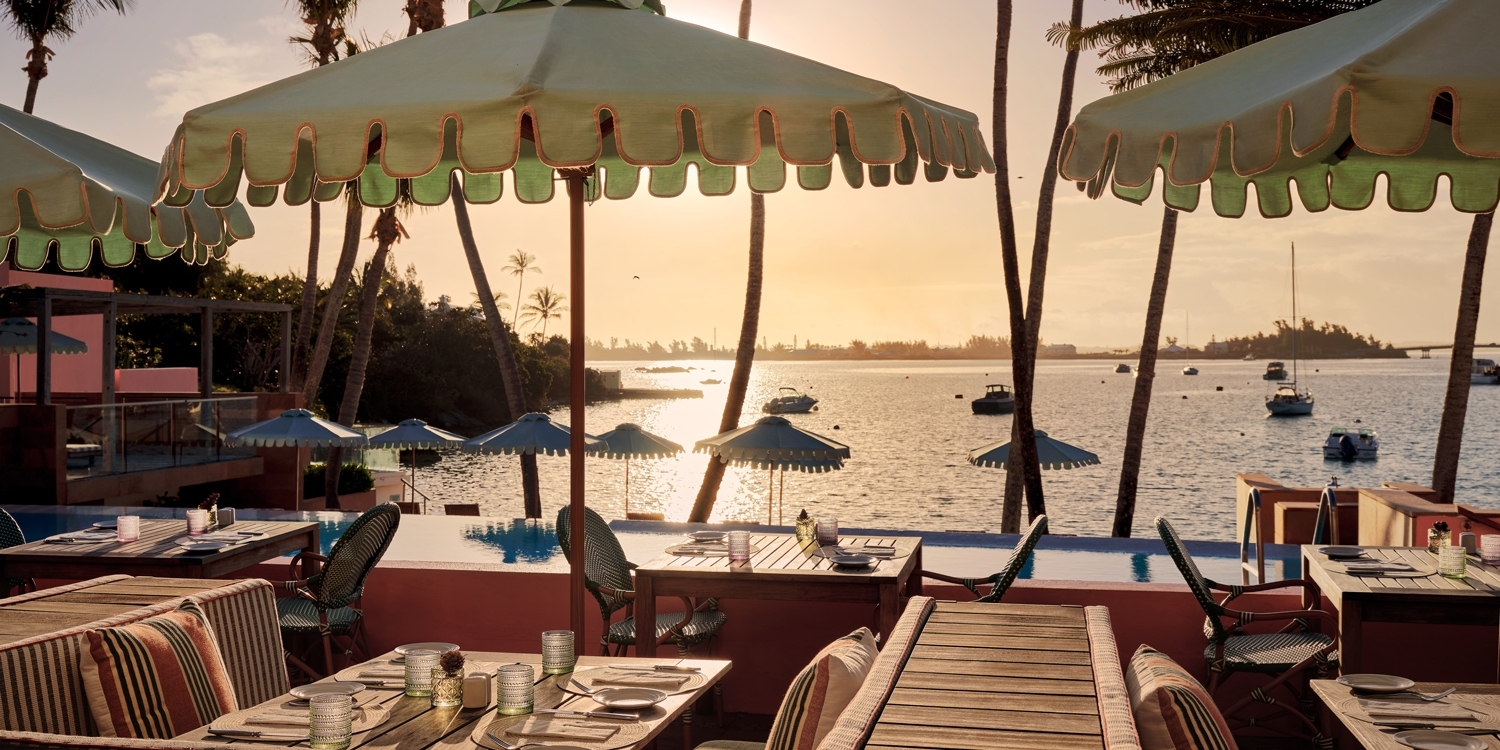 Whether you're sipping drinks or hanging out on the golf course, the island breeze is welcome