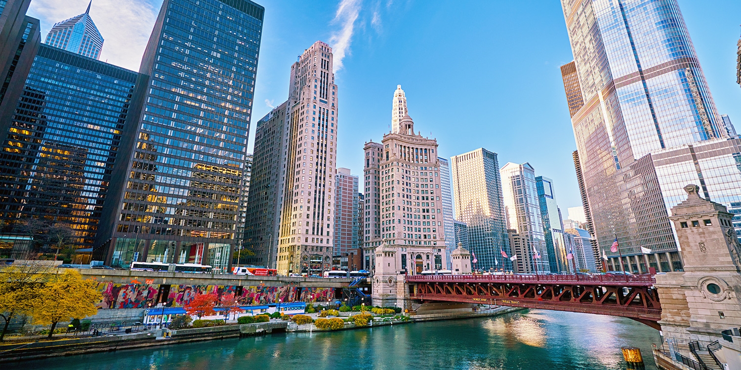 Go for a stroll along Chicago's scenic Riverwalk