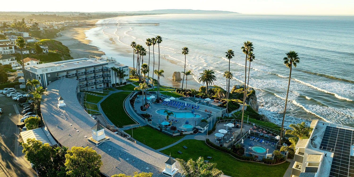 The Pismo Beach Pier Plaza and Boardwalk are about a 15-minute walk from the hotel