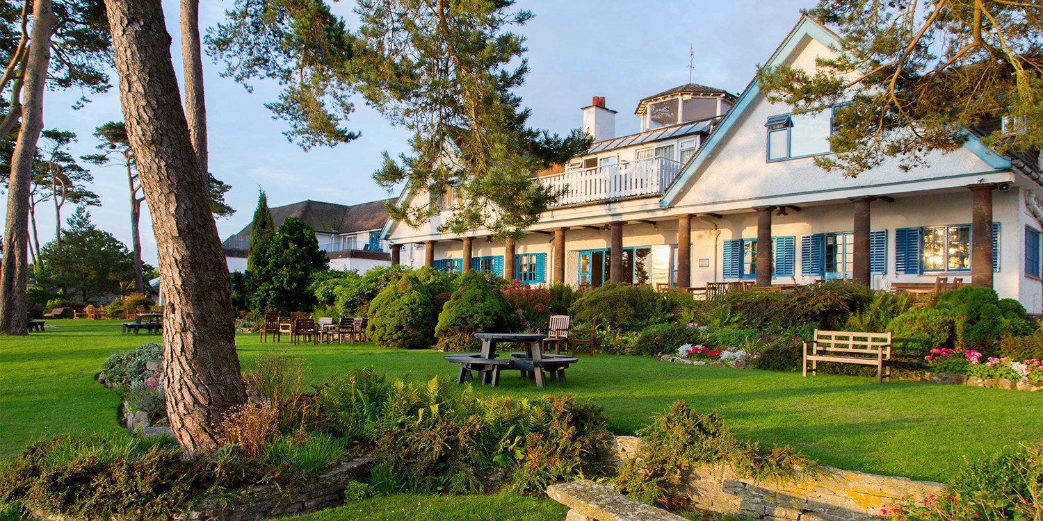 Knoll House occupies a gorgeous spot on the Isle of Purbeck
