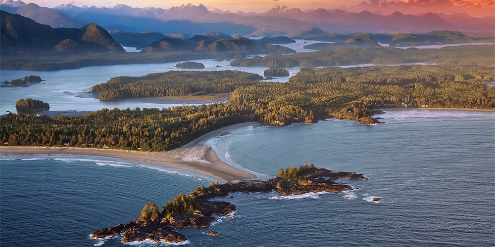 $183—April stays along Tofino Inlet -- Tofino, British Columbia