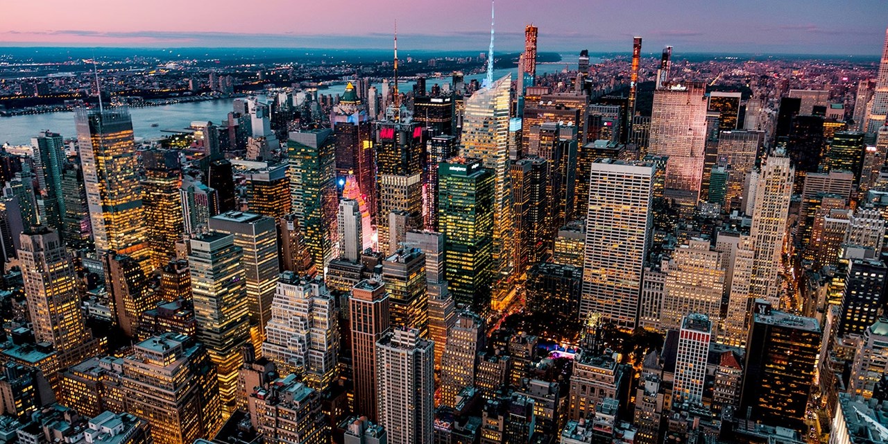 Visit New York City and save 51%–59% on dates into spring