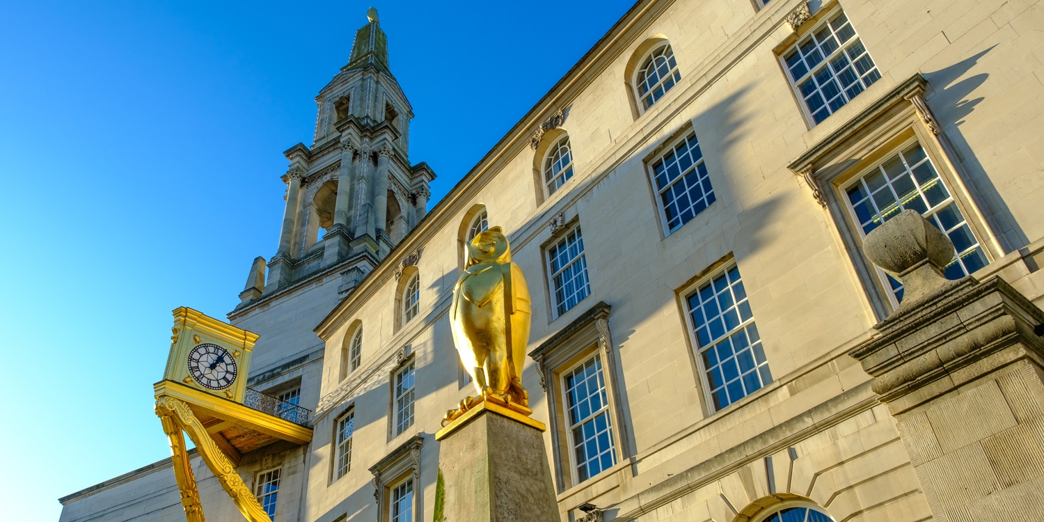 Explore the highlights of Leeds from Roomzzz Leeds City