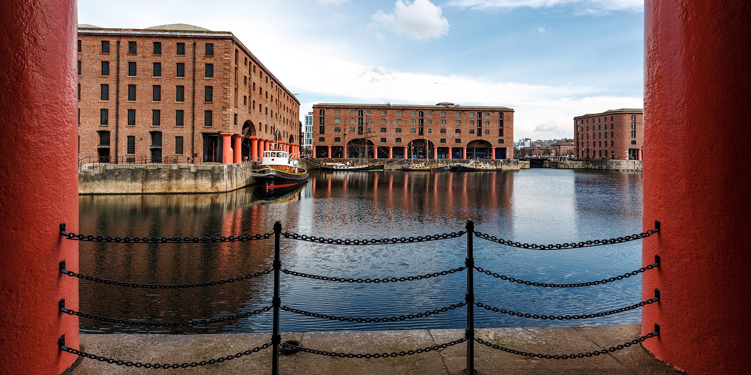 The Royal Albert Dock is around 15 minutes' walk from the hotel