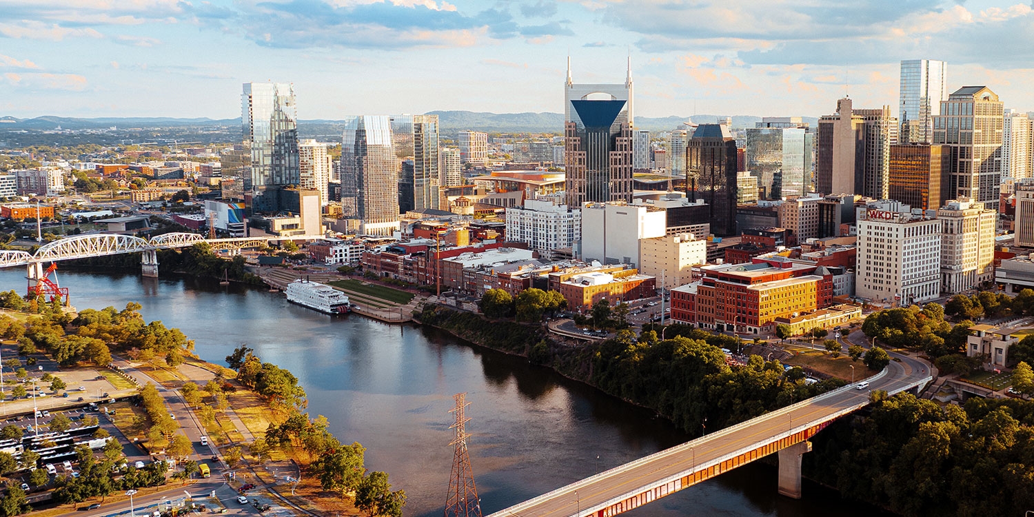 Warm weather brings Music City to life in the summer